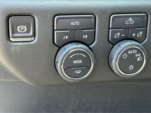 New 2025 Chevrolet Silverado 1500 LT image 11