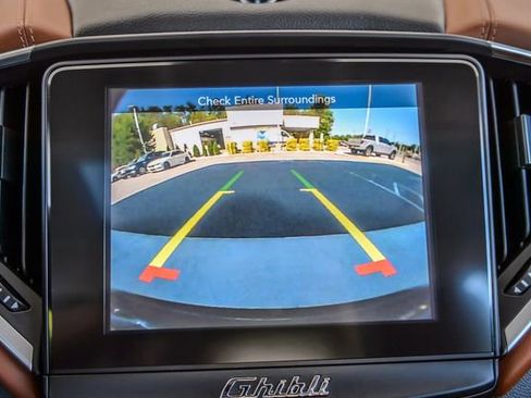 Used 2018 Maserati Ghibli RWD image 25