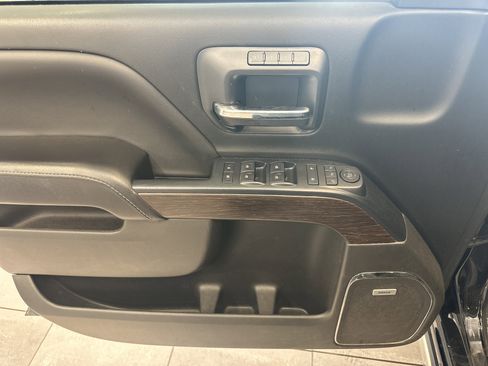 Used 2017 GMC Sierra 1500 Denali w/ Denali Ultimate Package image 19