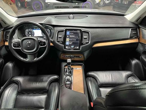 Used 2018 Volvo XC90 T6 Inscription w/ Convenience Package AWD/4WD image 9