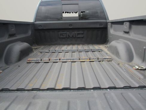 Used 2017 GMC Sierra 2500 SLT AWD/4WD image 66