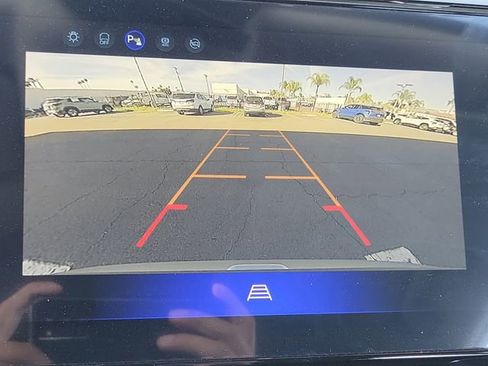 Used 2027 Chevrolet Bolt LT w/ Comfort Package image 13