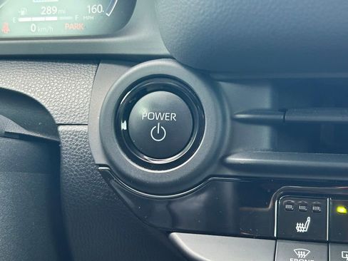 Certified 2025 Toyota Crown Limited image 5