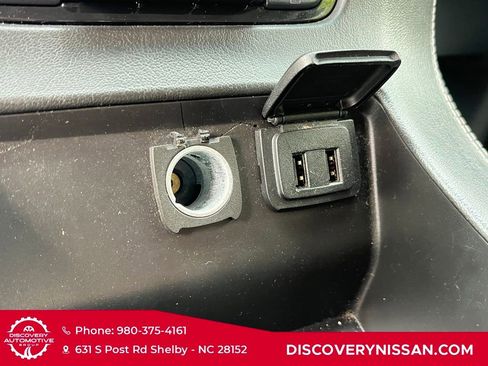 Used 2017 GMC Yukon SLE w/ Convenience Package image 21