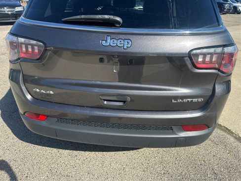 Used 2019 Jeep Compass Limited image 16