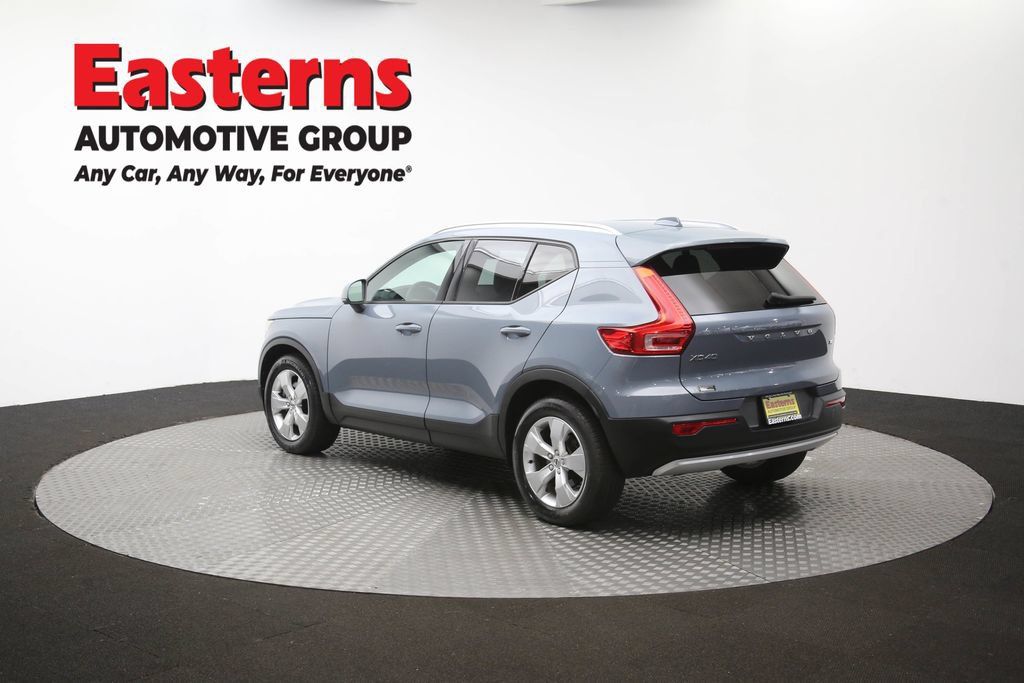 Used 2021 Volvo XC40 T4 Momentum FWD image 65