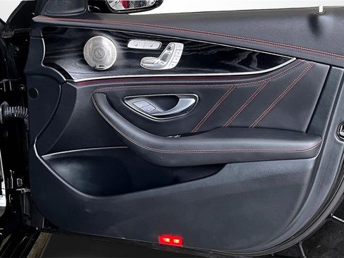 Used 2022 Mercedes-Benz E 53 AMG 4MATIC Sedan image 28