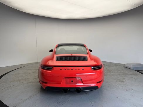 Used 2019 Porsche 911 Carrera GTS RWD image 4