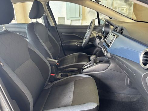 Used 2025 Nissan Versa SV FWD image 34
