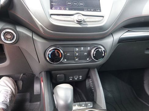 Used 2022 Chevrolet TrailBlazer RS image 21