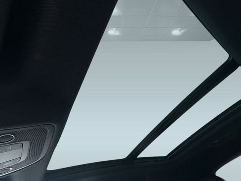 Certified 2025 Audi Q3 2.0T Premium w/ Convenience Package image 15