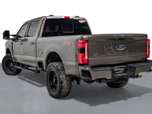 Used 2023 Ford F350 Lariat w/ Sport Appearance Package image 9