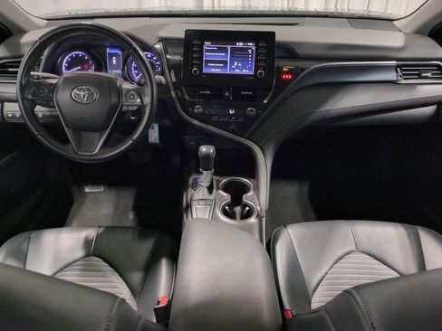 Used 2023 Toyota Camry SE image 16