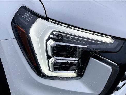 New 2026 GMC Terrain Elevation image 15
