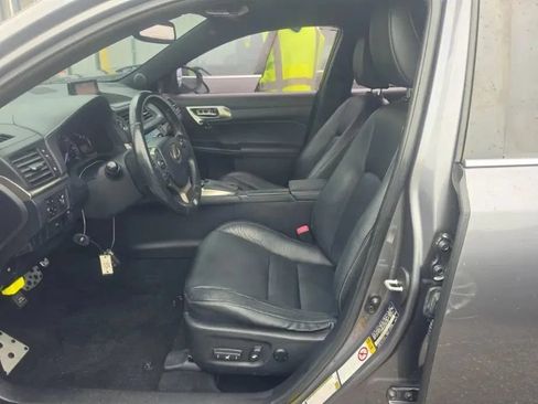 Used 2014 Lexus CT 200h w/ F Sport w/Nuluxe Interior FWD image 7