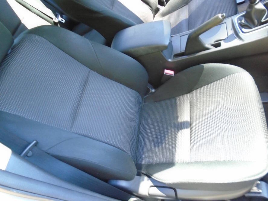 Used 2013 MAZDA MAZDA3 i SV FWD image 22