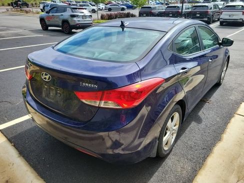 Used 2013 Hyundai Elantra GLS w/ Preferred Pkg FWD image 4