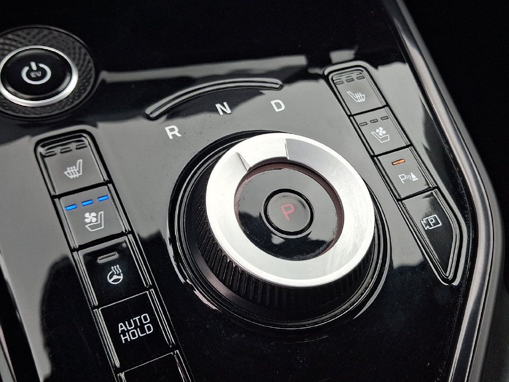 Used 2023 Kia Niro Wave w/ Wave Preserve Package FWD image 16
