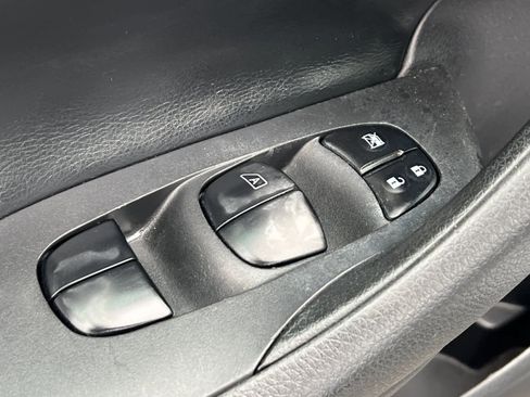 Used 2016 Nissan Altima 2.5 S w/ Power Driver Seat Package image 13