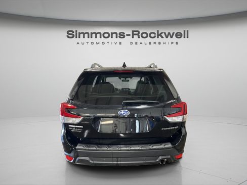 Used 2021 Subaru Forester Limited AWD/4WD image 4