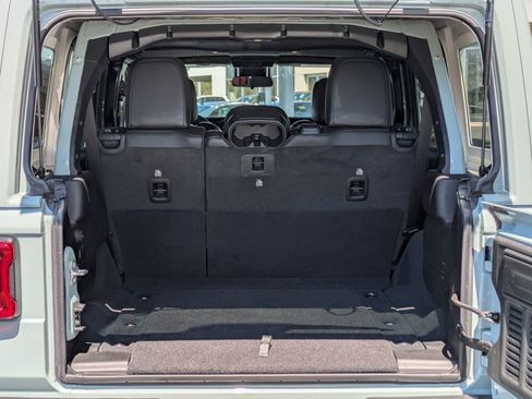 Used 2024 Jeep Wrangler Sahara image 13