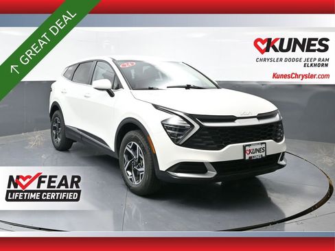 Used 2024 Kia Sportage LX image 1