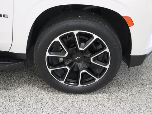 Used 2023 Chevrolet Tahoe RST AWD/4WD image 5