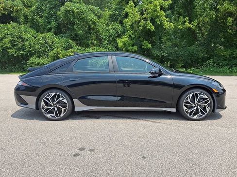 Used 2023 Hyundai Ioniq 6 SEL w/ Cargo Package AWD/4WD image 7