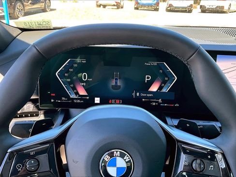 Used 2025 BMW 530i xDrive w/ Premium Package image 28