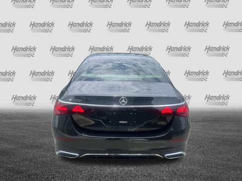 Used 2025 Mercedes-Benz E 350 Sedan image 9