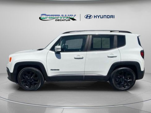 Used 2017 Jeep Renegade Altitude image 4