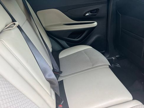 Used 2018 Buick Encore Preferred FWD image 27