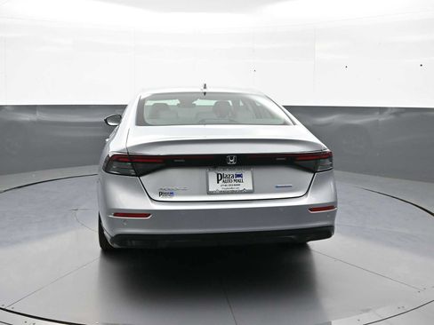Used 2025 Honda Accord EX-L image 7
