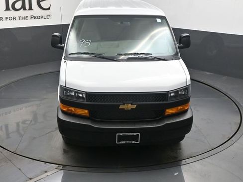 New 2026 Chevrolet Express 2500 image 38