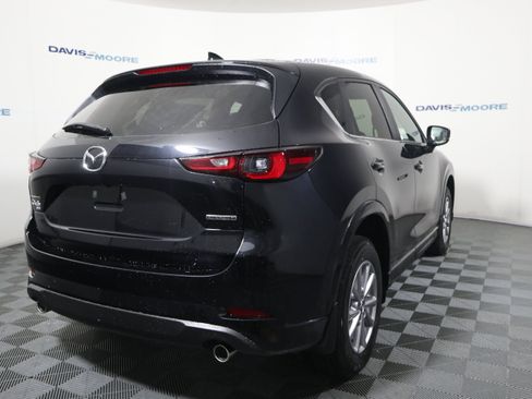 New 2025 MAZDA CX-5 AWD 2.5 S w/ Select Package image 4