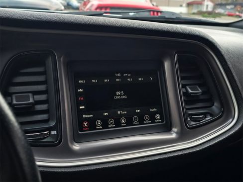 Used 2022 Dodge Challenger R/T image 24