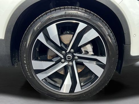 Certified 2023 Volvo XC40 B4 Ultimate w/ Protection Package Premier FWD image 26
