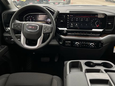 New 2026 GMC Sierra 1500 Elevation image 10