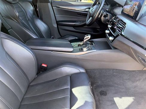 Used 2023 BMW M5 w/ Competition Package image 11