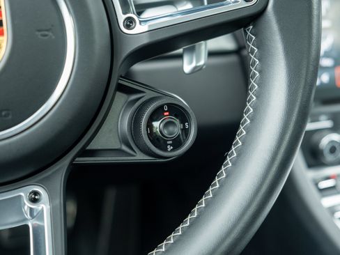 Certified 2019 Porsche 911 Carrera 4S AWD/4WD image 26