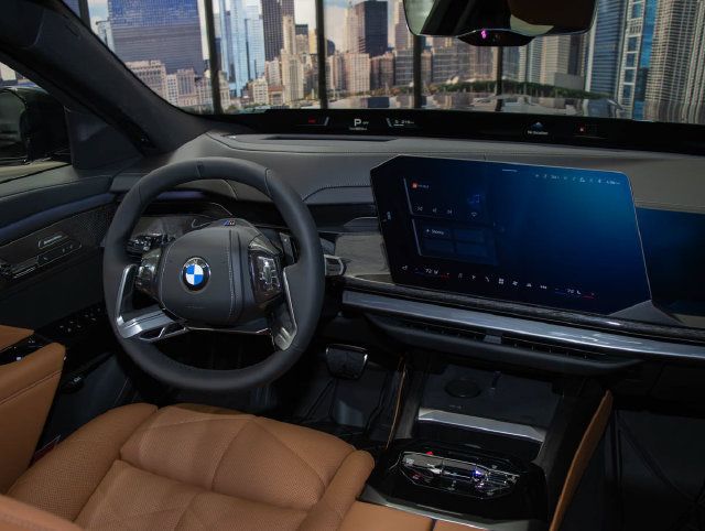 Used 2027 BMW 740i xDrive w/ M Sport Professional Package AWD/4WD image 16