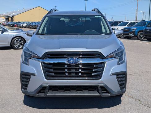 Used 2023 Subaru Ascent Premium w/ Convenience Package AWD/4WD image 9