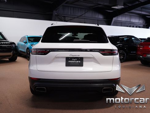 Used 2021 Porsche Cayenne AWD/4WD image 6