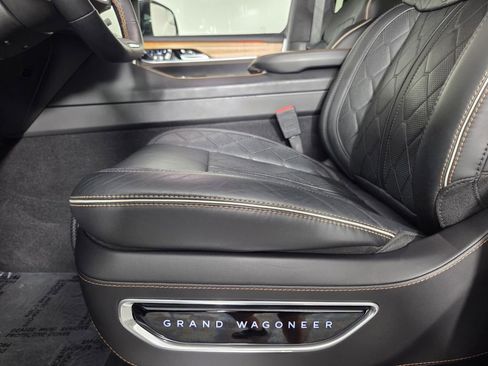 Certified 2024 Jeep Grand Wagoneer L Series III image 13