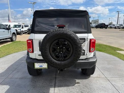 Used 2023 Ford Bronco Black Diamond AWD/4WD image 5