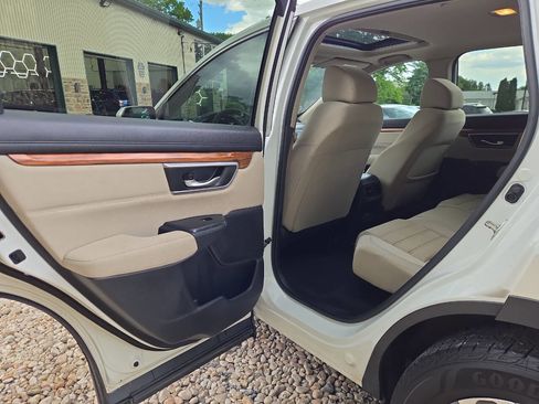 Used 2017 Honda CR-V EX image 15