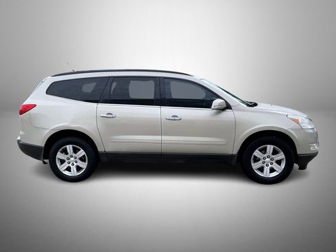 Used 2011 Chevrolet Traverse LT w/ Personal Connectivity Package image 4