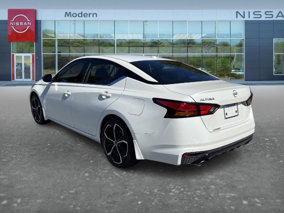 Certified 2024 Nissan Altima 2.5 SR w/ SR Premium Package FWD image 7