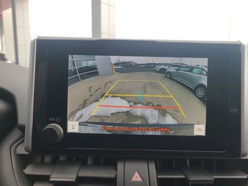 Used 2023 Toyota RAV4 LE image 29