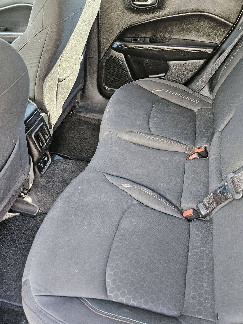 Used 2019 Jeep Compass Sport FWD image 7